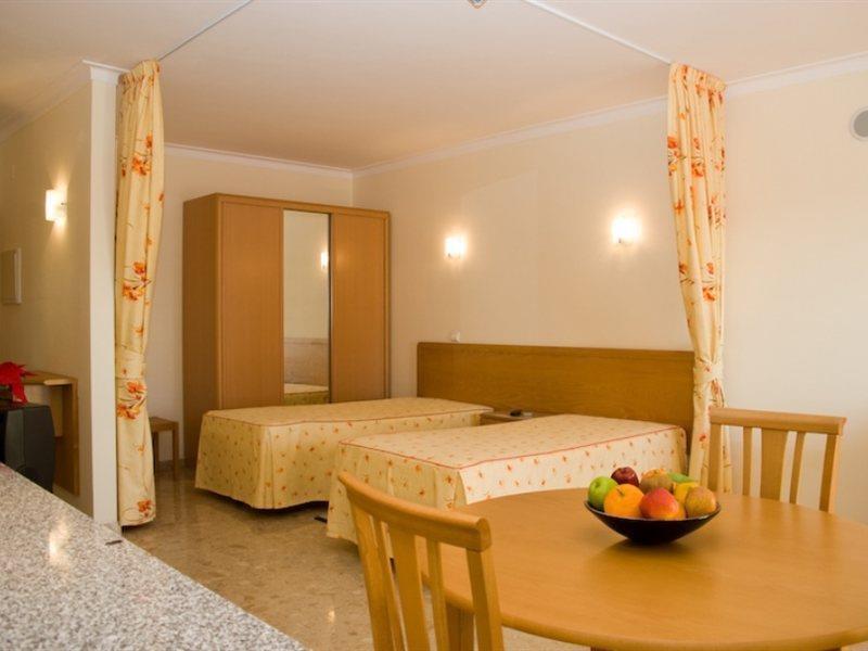 Club Praia Mar Портиман Екстериор снимка